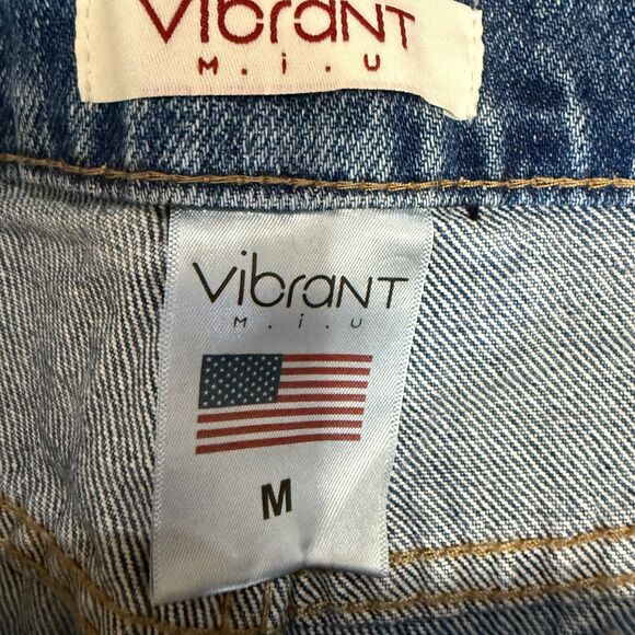 Vibrant Miu Fringed Denim Shorts Size M  NWT Distressed - Picture 3 of 5